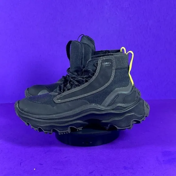 SOREL Kinetic Breakthru Venture Black Waterproof Hiking Sneaker Women's Size 5.5