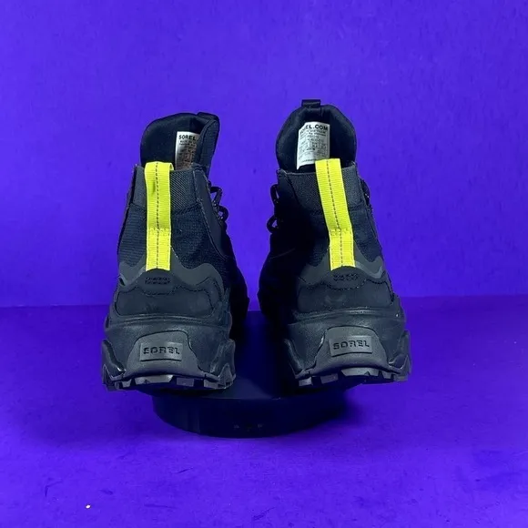 SOREL Kinetic Breakthru Venture Black Waterproof Hiking Sneaker Women's Size 5.5
