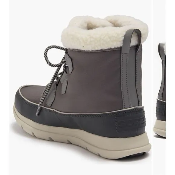 SOREL NWT Explorer Carnival with Faux Fur Collar