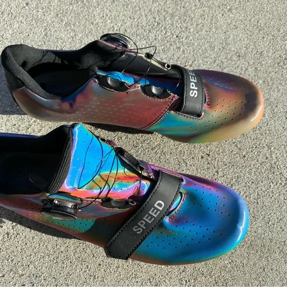 Speedo Athletic Shoes Vibrant Multi-Colored Design