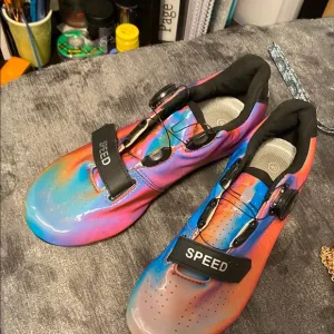 Speedo Athletic Shoes Vibrant Multi-Colored Design