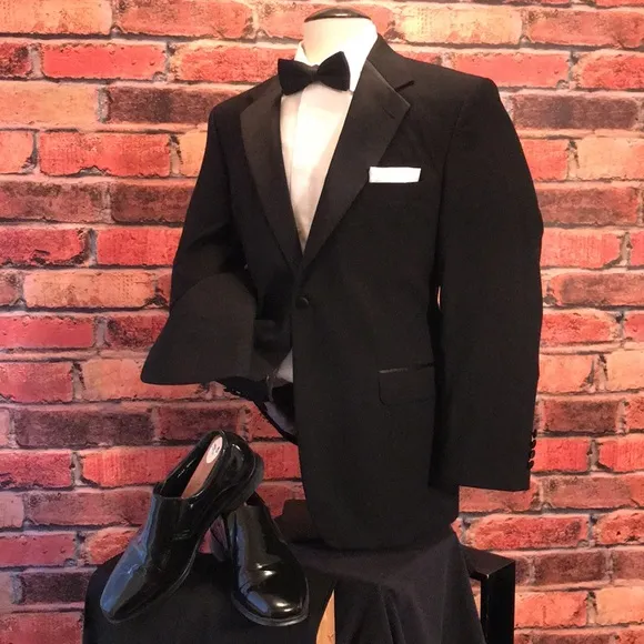 Stafford Tuxedo Coat