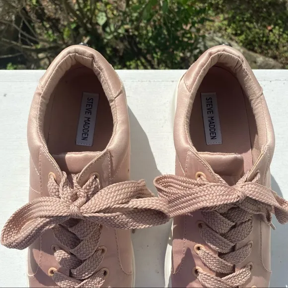 Steve Madden Bertie S Lace Up Shoe Women's Satin Low Top Shoes Sneakers