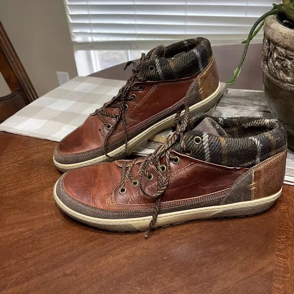 Steve Madden Peerow chukka 11 Brown Leather Lace Up High Top Sneaker Boots Shoes