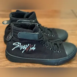 Stray Kids Shoes Hightop Canvas Sneakers Felix Hyunjin EU 42 Men US 8.5
