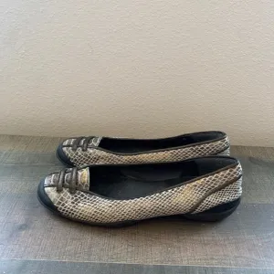 Stuart Weitzman Snakeskin Print Ballet Flats Comfortable Shoes Size 7.5