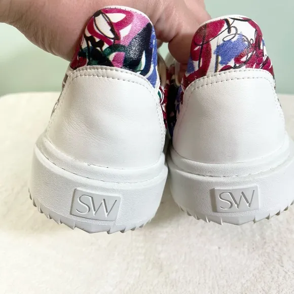 Stuart Weitzman Women's Graphic Lace-Up Low Top Sneaker Shoes White Size 8.5B