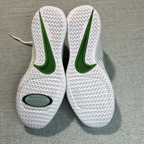 Sz 9 Women- Nike Air Zoom Vapor 11 HC 8MM White Green Tennis Pickleball Shoes