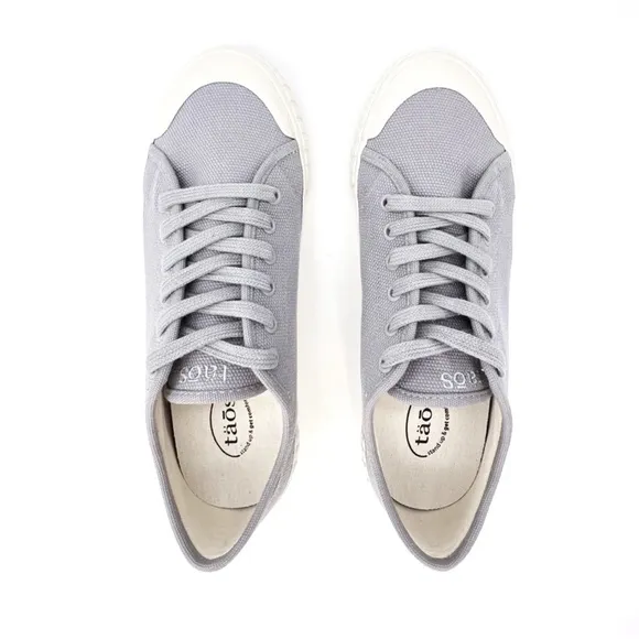 Taos Footwear Sneakers “One Vision” Women’s Size 8.5 Gray Canvas Low-Top New!