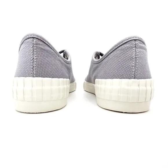 Taos Footwear Sneakers “One Vision” Women’s Size 8.5 Gray Canvas Low-Top New!
