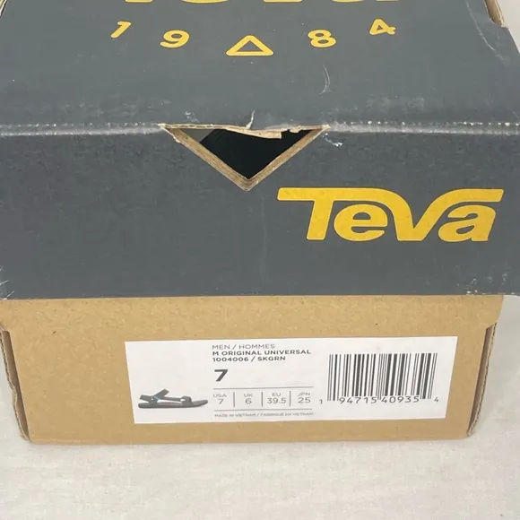 Teva men’s Original Universal Sandal 12 Shock Green‎ size 7