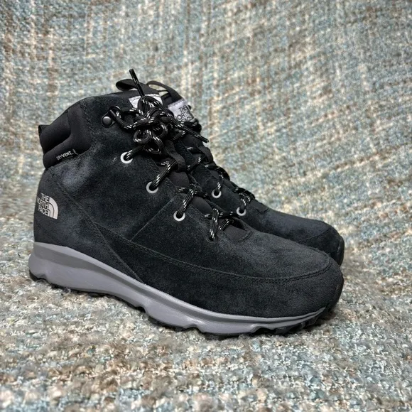 The North Face Youth Back-To-Berkeley Waterproof Hiker in TNF Black/Griffin Grey