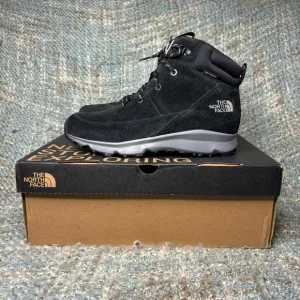 The North Face Youth Back-To-Berkeley Waterproof Hiker in TNF Black/Griffin Grey