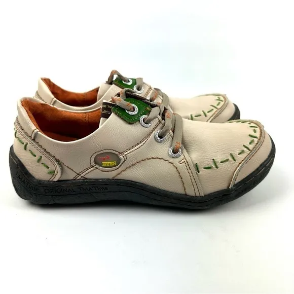 TMA Eyes Shoes 8.5 Leather Lace Up Retro Comfort Sneaker Womens
