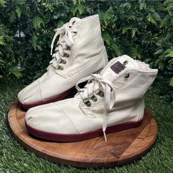 TOMS High Top Shoes Men 12 Ivory Lace up Fold Over Lightweight Sherpa Lined 2110