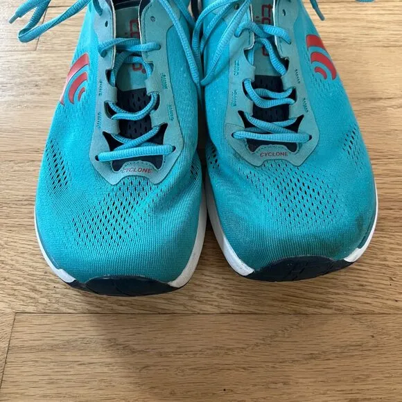Topo Athletic Men's Cyclone Running Shoes Cyan/Red Men's Size 10