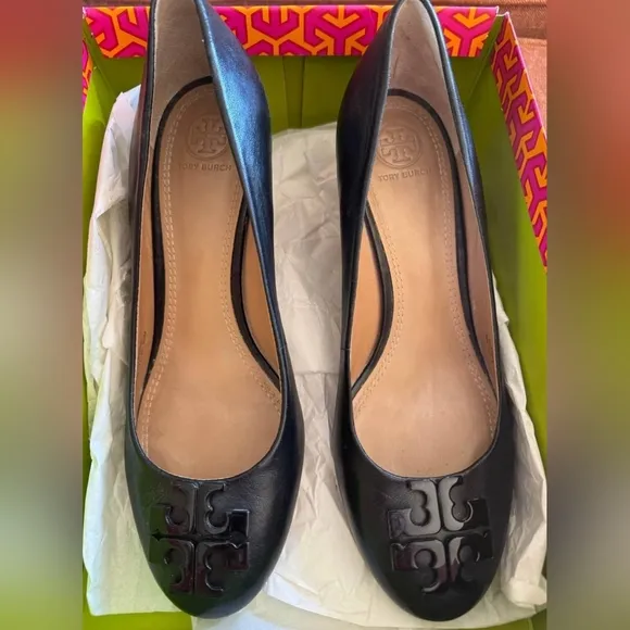 Tory Burch Lowell Designer Black Wedge Pump Heel Shoes 8.5