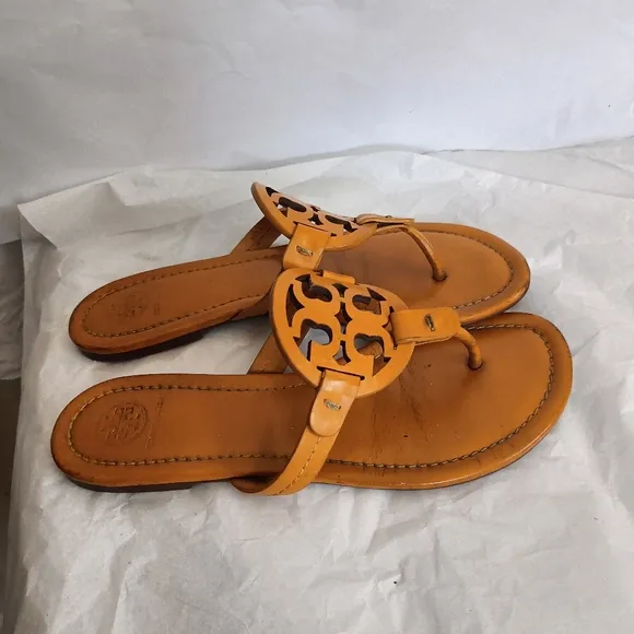 Tory Burch Miller mustard color leather size 7M