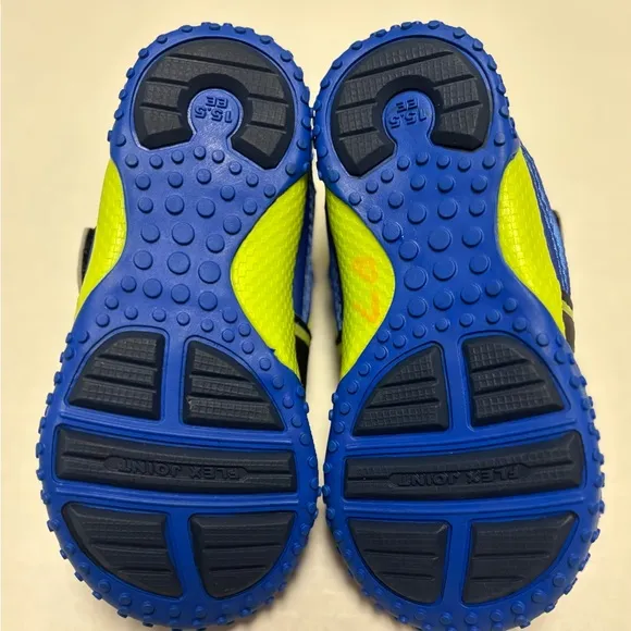 Tsukihoshi kid's ibiza 2 water shoes, size 8