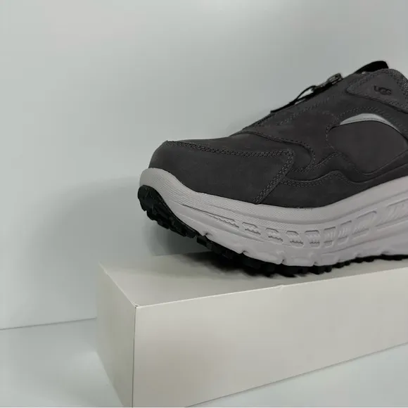 UGG CA805 ZIP GORE TEX MENS SHOES SIZE 9 DARK GREY GRAY WATERPROOF ZIPPER NEW