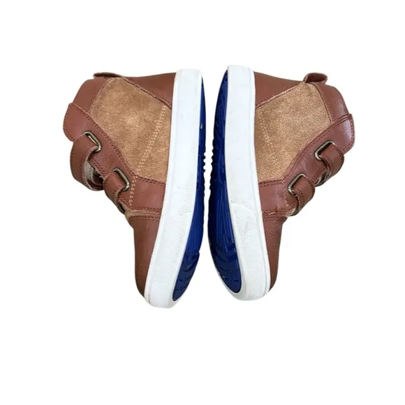 UGG Kids Leather suede caramel brown high top sneakers strap closure sz 11(boys)