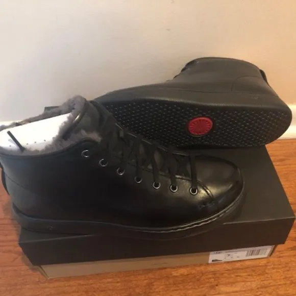 UGG Pismo black leather sneaker. Size: 9, 10