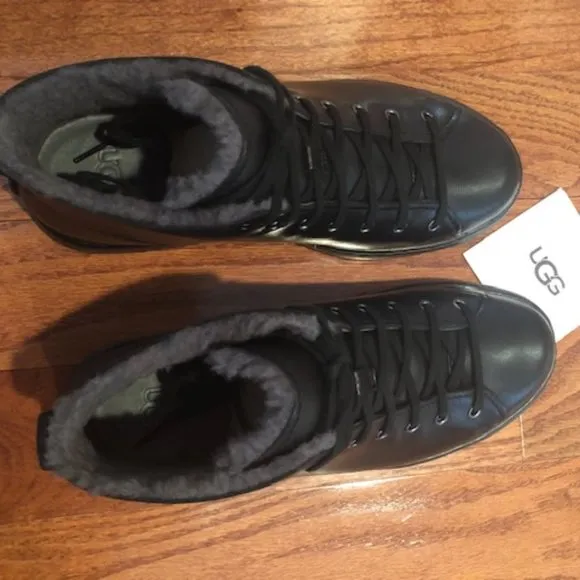 UGG Pismo black leather sneaker. Size: 9, 10