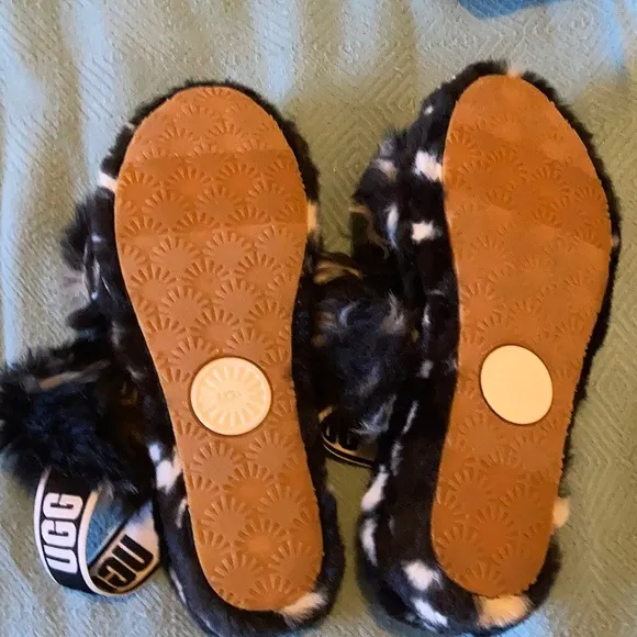 Ugg size 9 Oh Yeah Spots