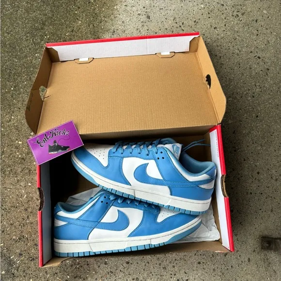 UNC Nike Dunk Low (2021)
