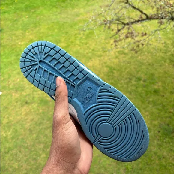 UNC Nike Dunk Low (2021)