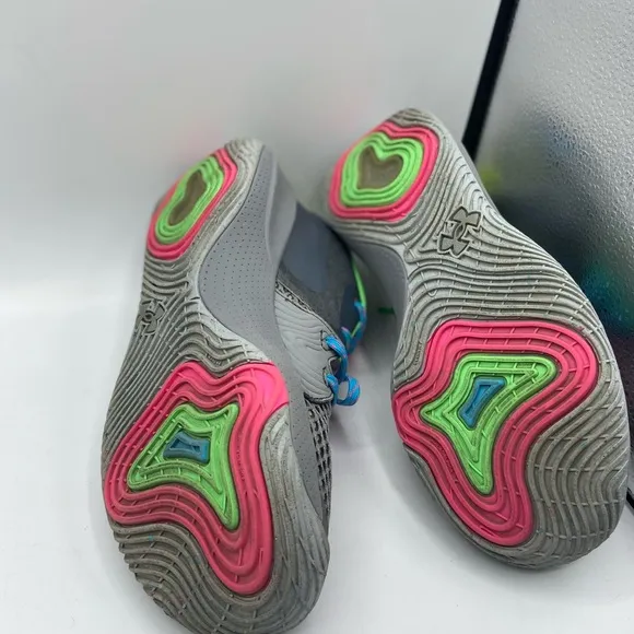 Under Armour Gray and Green Athletic Shoes with Mid-Top Support