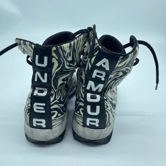 Under Armour Highlight Football Cleats Molded Black White Swirl Mens Size 8