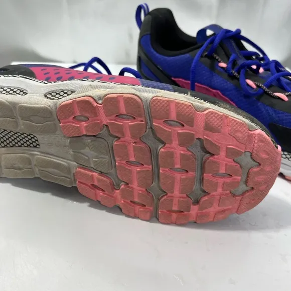 Under Armour HOVR Infinite Summi Athletic Shoes Blue and Pink Performance Design
