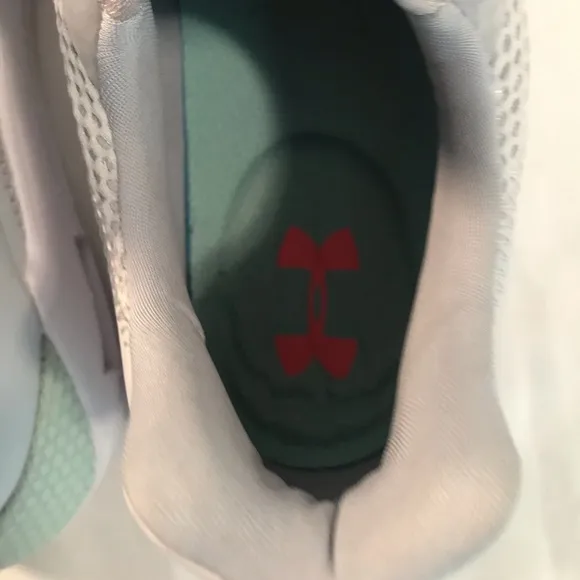 Under Armour HOVR STRT