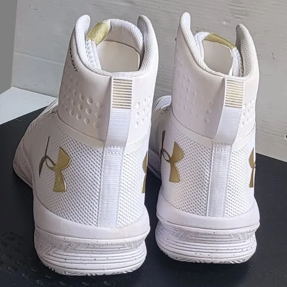 Under Armour UA Highlight Ace 2.0 White Gold 1290505-100 Volleyball Shoe sz 11.5