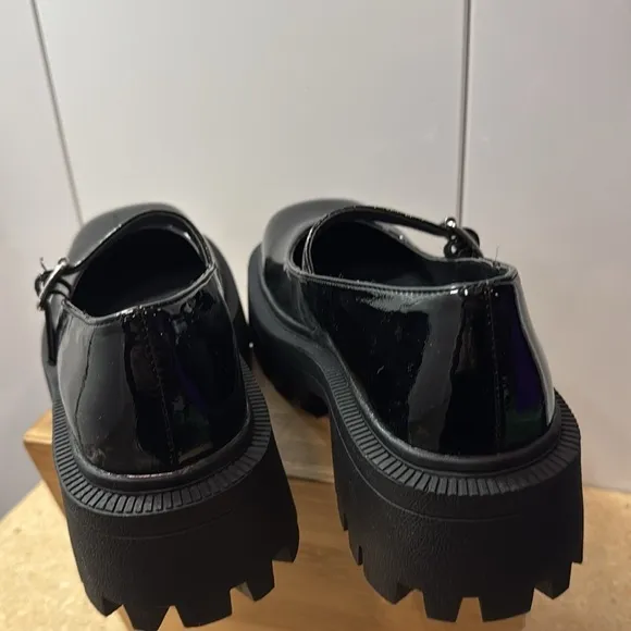 Urban Outfitters Clarita Mary Jane Shoes (TS8)