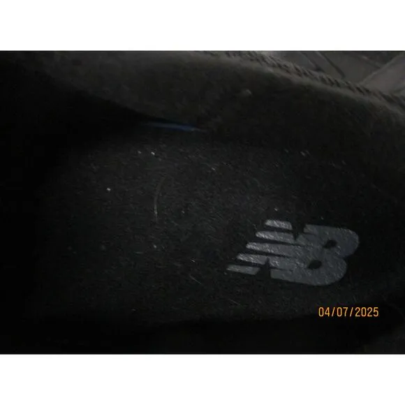 USED New Balance Women's Leather 928v3 ,Black -Size 7 X-Wide