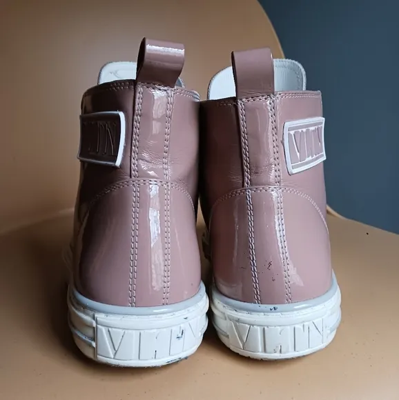 Valentino Garavani GIGGIES VLTN  High-Top Sneakers size 38,US Size 8