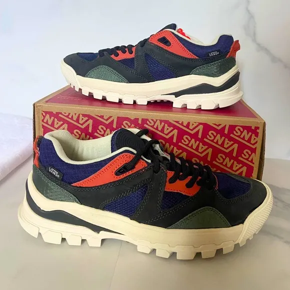 VANS Amzn Trailhead Hiking Suede Mesh Sneakers Low Women  VN0A7TO2DTQ