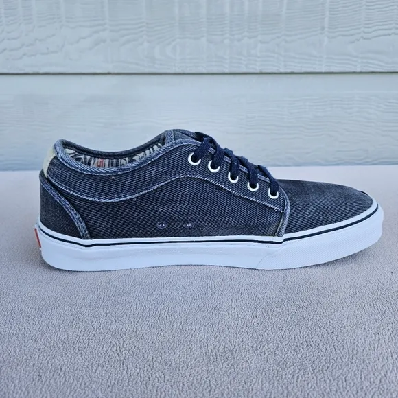 Vans Chukka Low Pro Navy Denim Corduroy Men Low Top Sneaker SZ 10 Off the Wall