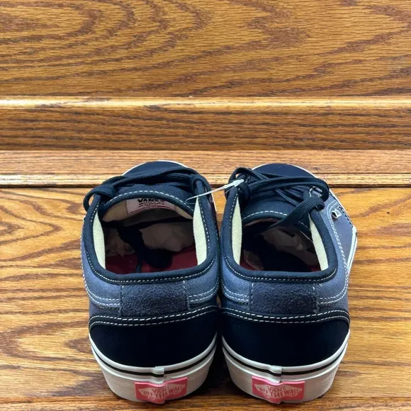 Vans Chukka Low Sky Captain Pink Shoes