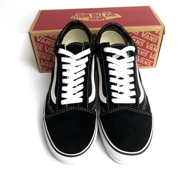 Vans | Classic Old Skool | Black/White |  Tennis Shoes