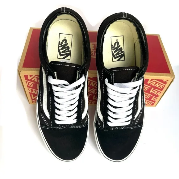 Vans | Classic Old Skool | Black/White |  Tennis Shoes