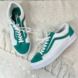 Vans Classic Sport Sneakers White/Green Suede Low Top Casual Shoes 10 Women’s