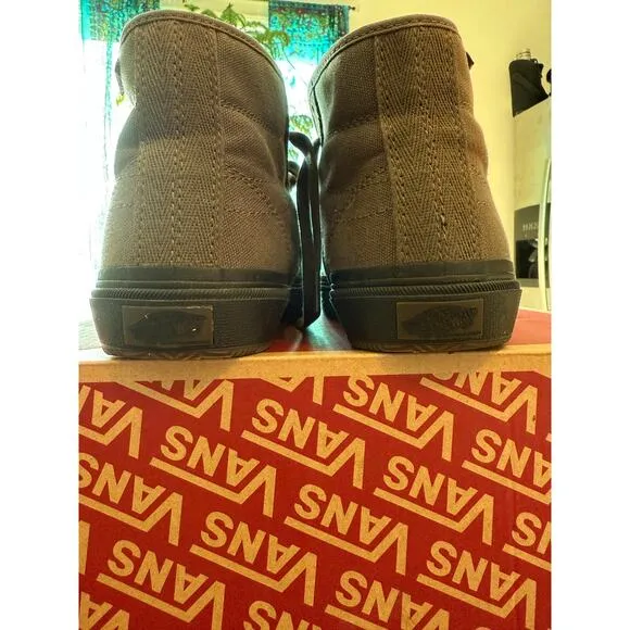 VANS High Top Gilbert Crockett Bungee Cord Grey/Black Sole 6M