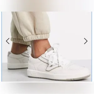 Vans Lowland Comfy Cush Leather Sneakers Shoes Size Mens 8.5 Womens 10 Off White