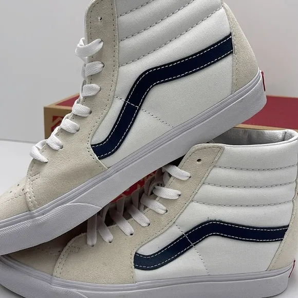 Vans Men’s Sk8-Hi (Classic Sport) Dress BlueVN0A32QG9YGWhite High-Top Sneakers