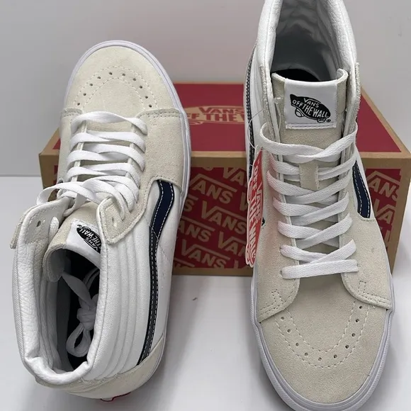 Vans Men’s Sk8-Hi (Classic Sport) Dress BlueVN0A32QG9YGWhite High-Top Sneakers
