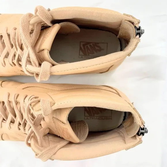 Vans Off The Wall Men Sneakers Peach High Top Leather Back Zip Sz 13