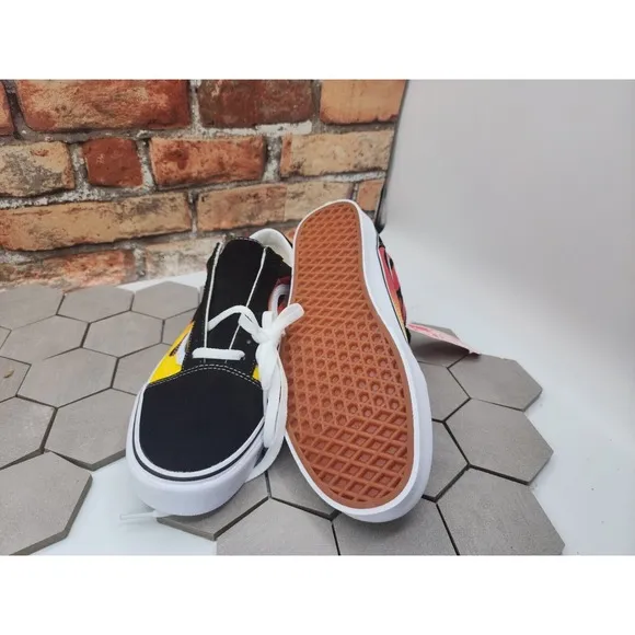 VANS Old Skool Flame Sneakers Low Top Suede Canvas Men's Size 11.5 VN0A38G1PHN